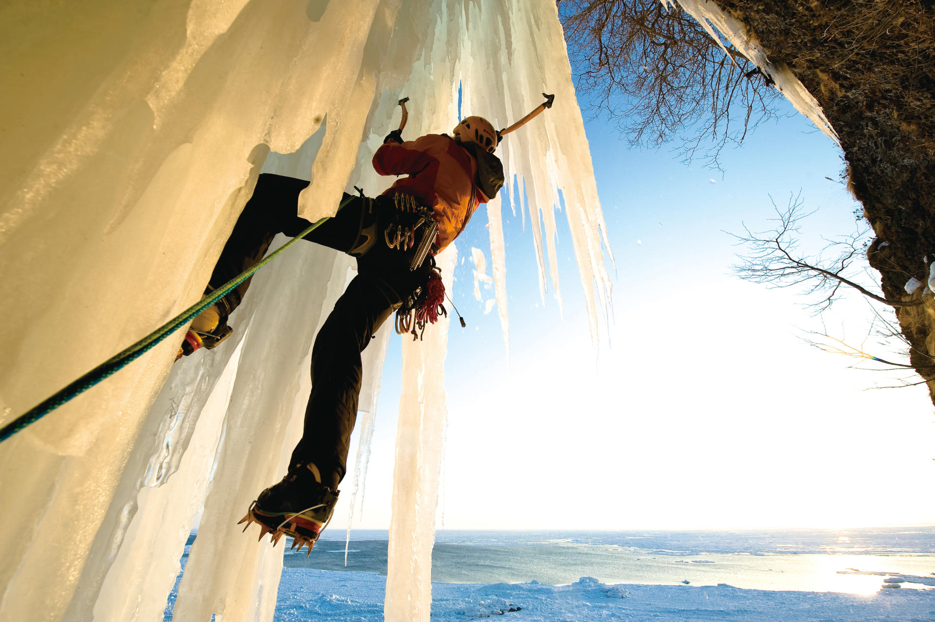 Outdoor Japan Magazine Raising the Veil on Ice Climbing in Hokkaido