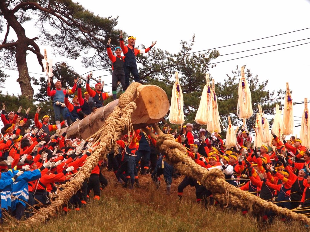 Onbashira Matsuri Japan Nagano Festival