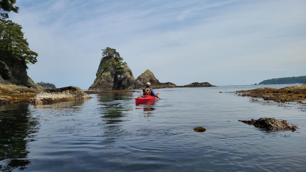 iwate sea kayaking quinlan faris outdoor japan