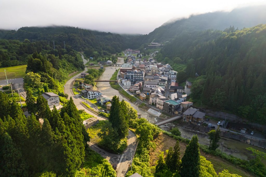 hijiori onsen outdoor japan